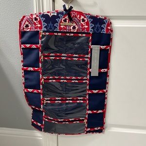 Hanging jewelry and scarf organizer